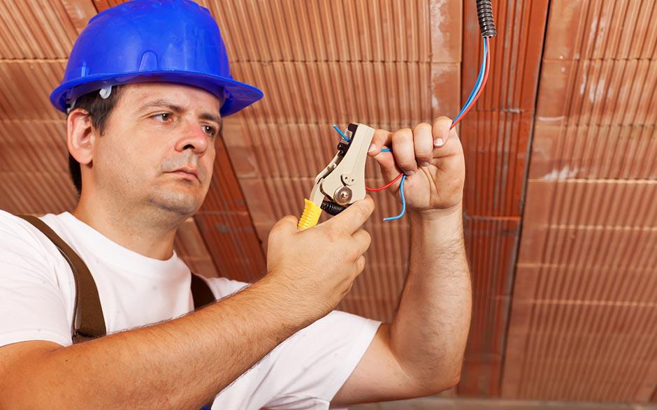 devis travaux électricité Feucherolles